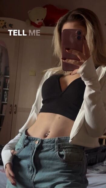 Full leaked Cisilleyup private onlyfans photo