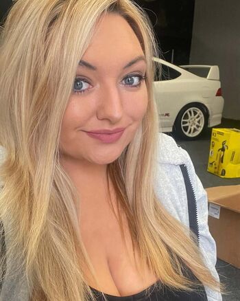 Full leaked Civicky private onlyfans photo