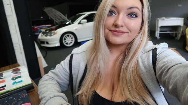 Full leaked Civicky private onlyfans photo