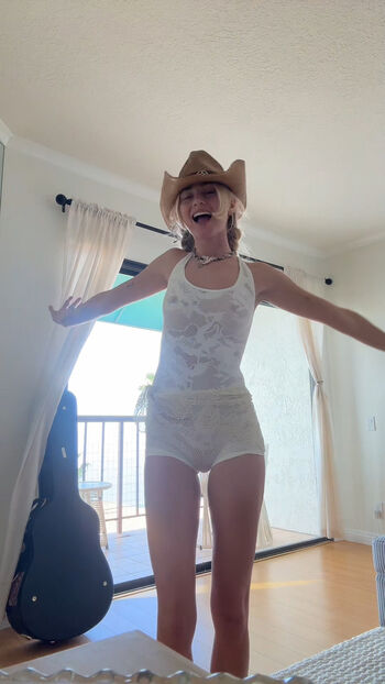 Full leaked Claire rosinkranz page private onlyfans photo