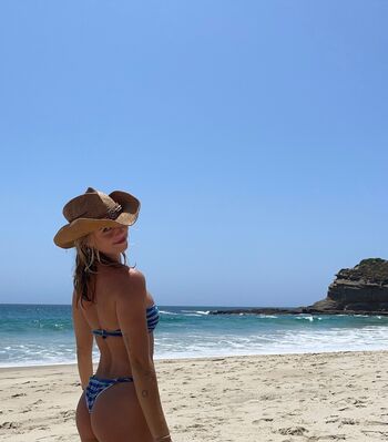 Full leaked Claire rosinkranz private onlyfans photo