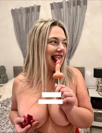 Full leaked Claraaa s private onlyfans photo