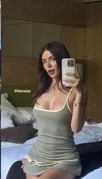 Full leaked Clarissa bea private onlyfans photo