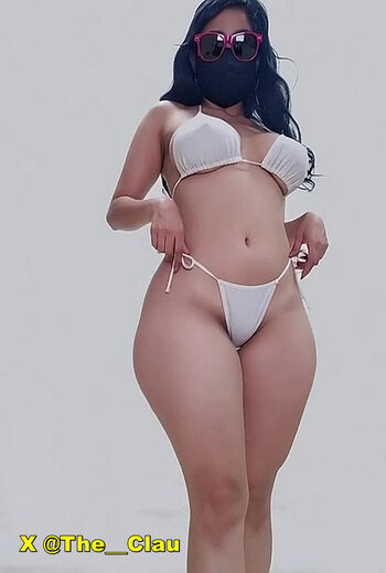 Full leaked Claudiahotpants private onlyfans photo