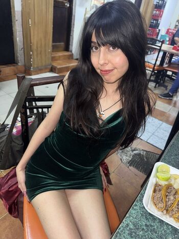 Full leaked Clo harrison private onlyfans photo