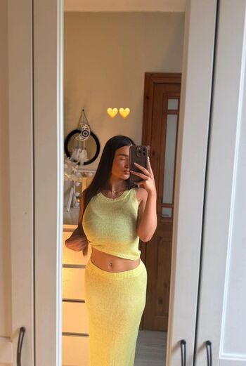 Full leaked Clodaghnicgiollabhain private onlyfans photo