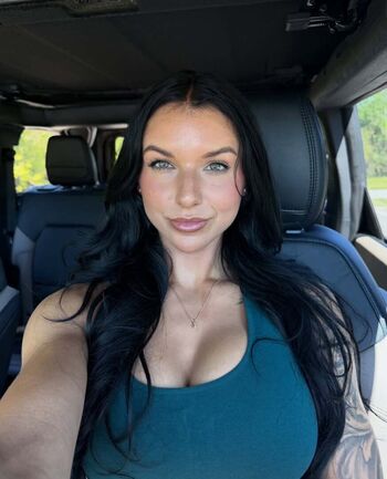 Full leaked Coachrachnicole private onlyfans photo