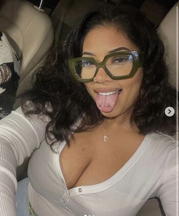 Full leaked Cocoahony private onlyfans photo