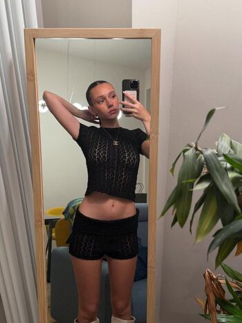 Full leaked Cocogenge page private onlyfans photo