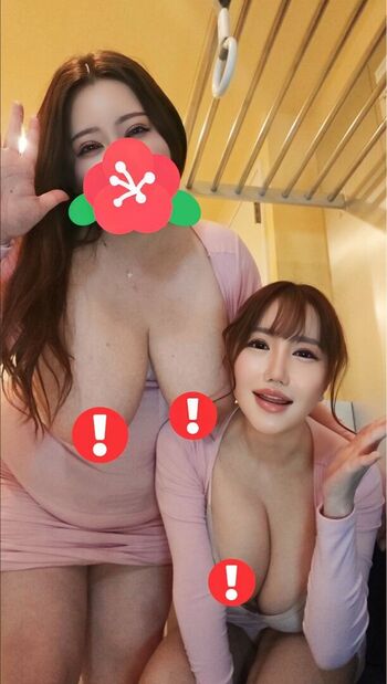 Full leaked Comacomachi private onlyfans photo