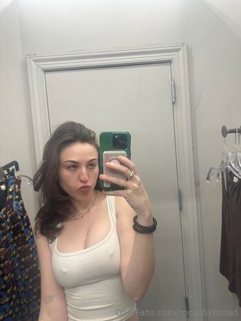 Full leaked Comedian private onlyfans photo