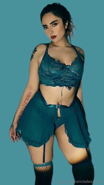 Full leaked Comelycaro private onlyfans photo