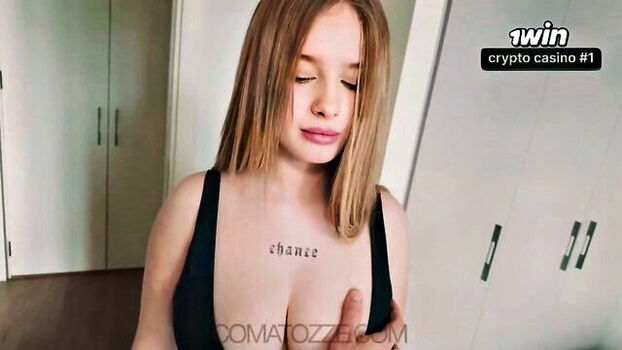 Full leaked Commatozz private onlyfans photo