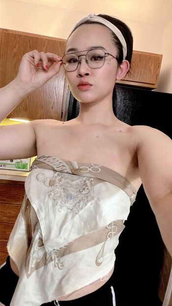 Full leaked Connie han page private onlyfans photo