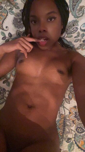 Full leaked Coraldom private onlyfans photo