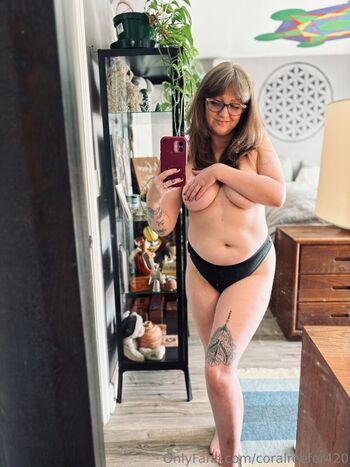 Full leaked Coralreefer private onlyfans photo