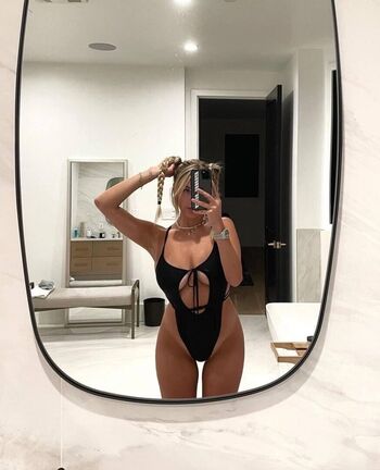 Full leaked Corinna kopf private onlyfans photo