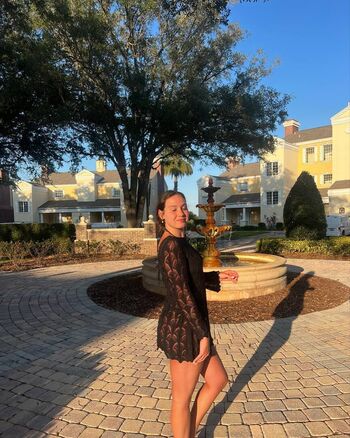 Full leaked Courtney sarault page private onlyfans photo