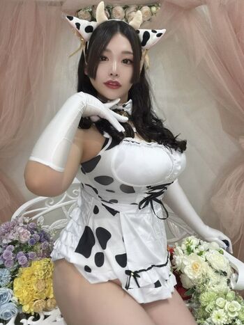 Cow Maid & Cow Bikini Cosplay