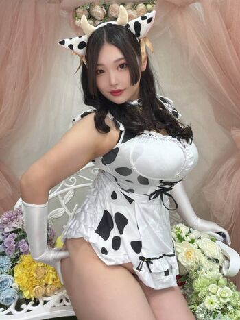 Cow Maid & Cow Bikini Cosplay