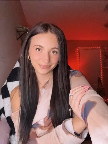 Full leaked Crazychasemarieeee private onlyfans photo