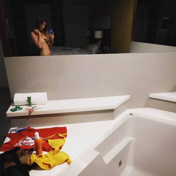 Full leaked Cristinini private onlyfans photo