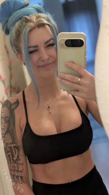 Full leaked Crx lady private onlyfans photo