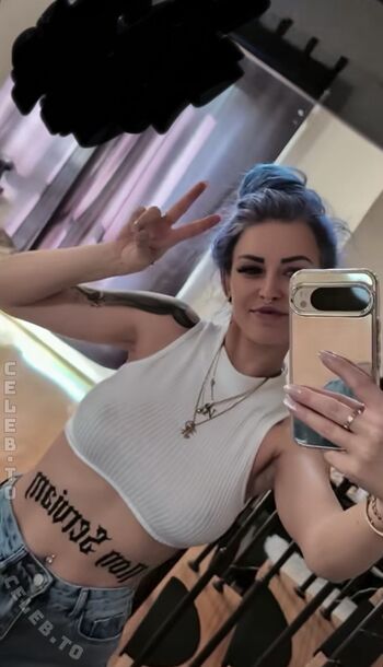 Full leaked Crx lady private onlyfans photo