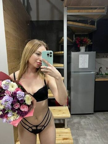 Full leaked Crystallandysh page private onlyfans photo