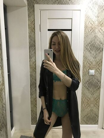Full leaked Crystallandysh page private onlyfans photo