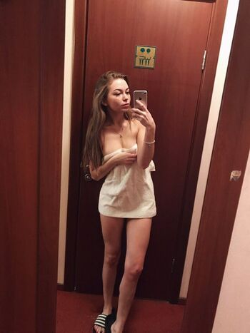 Full leaked Crystallandysh page private onlyfans photo