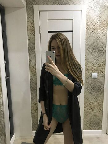 Full leaked Crystallandysh page private onlyfans photo