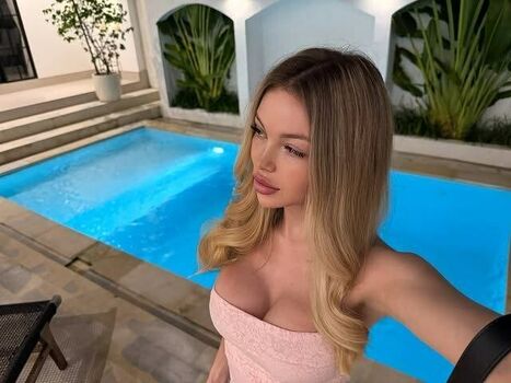 Full leaked Crystallandysh page private onlyfans photo