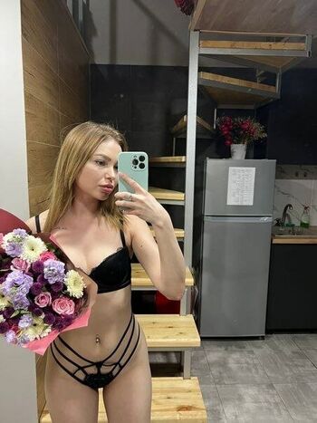 Full leaked Crystallandysh page private onlyfans photo