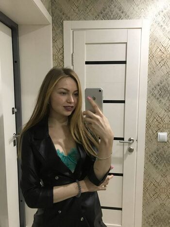 Full leaked Crystallandysh page private onlyfans photo