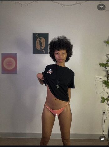 Full leaked Curlyfryk private onlyfans photo