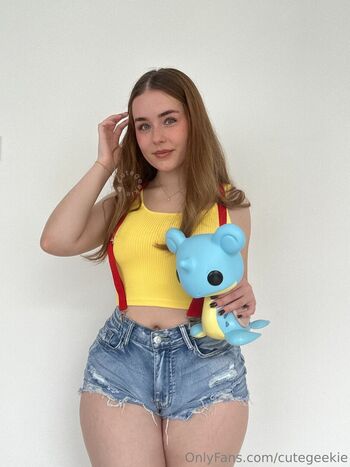 Full leaked Cutegeekie private onlyfans photo