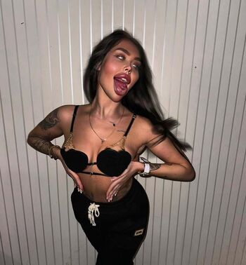 Full leaked Da lt private onlyfans photo