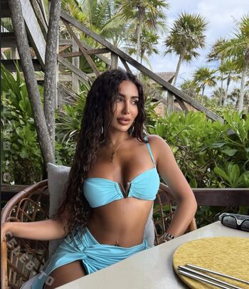 Full leaked Dadouofficial private onlyfans photo