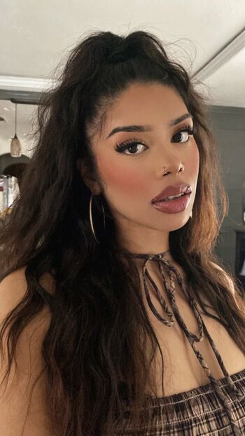 Full leaked Daeja luna private onlyfans photo