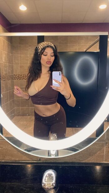 Full leaked Daeja luna private onlyfans photo