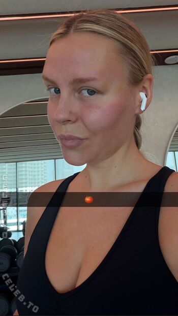 Full leaked Dagi bee private onlyfans photo