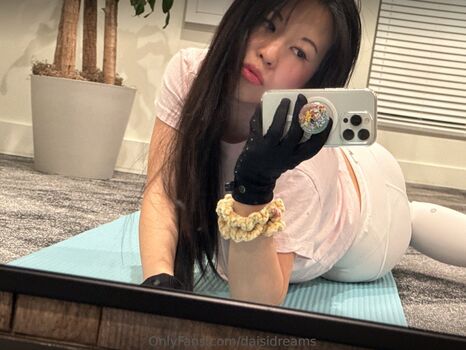 Full leaked Daisypi private onlyfans photo