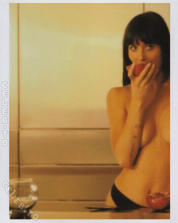 Full leaked Dakota johnson page private onlyfans photo