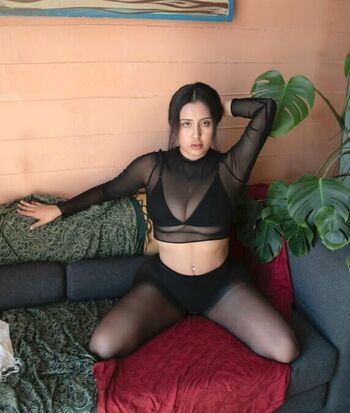 Full leaked Damarissalinas private onlyfans photo