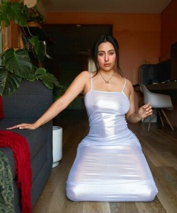 Full leaked Damarissalinas private onlyfans photo