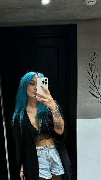 Full leaked Damla ecre page private onlyfans photo