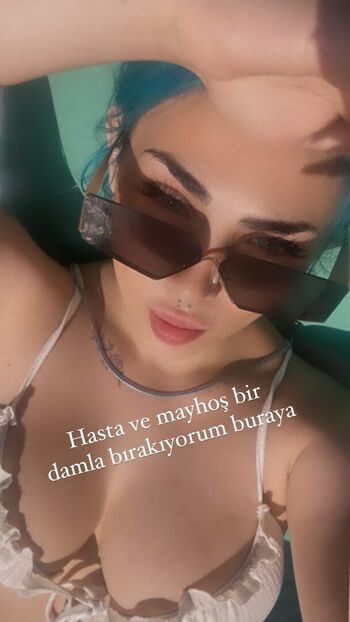Full leaked Damla ecre page private onlyfans photo
