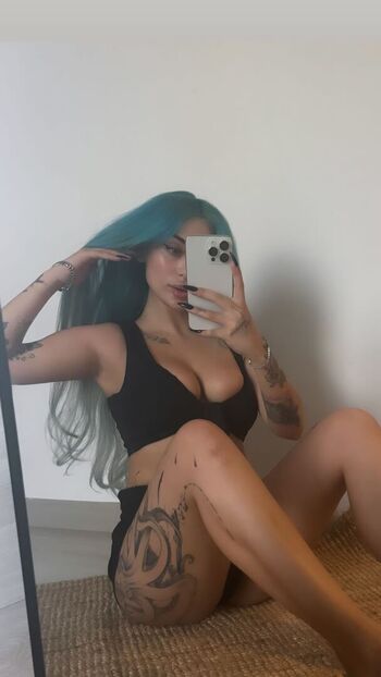 Full leaked Damla ecre private onlyfans photo