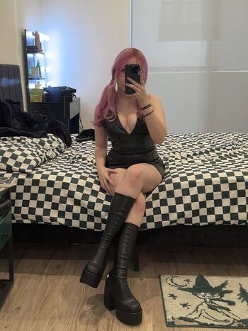 Full leaked Dandryad private onlyfans photo